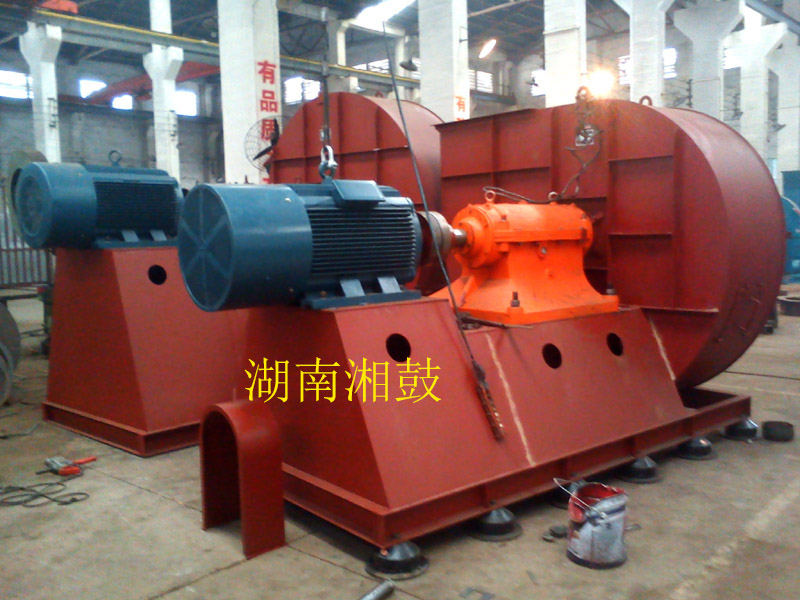 化工行業(yè)風(fēng)機.jpg 化工行業(yè)風(fēng)機.jpg